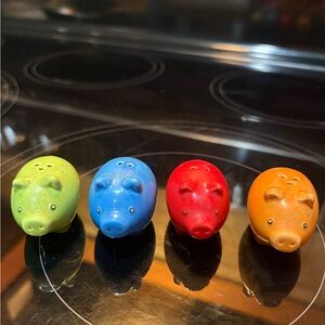 Pig mini Salt and Pepper Shakers Set